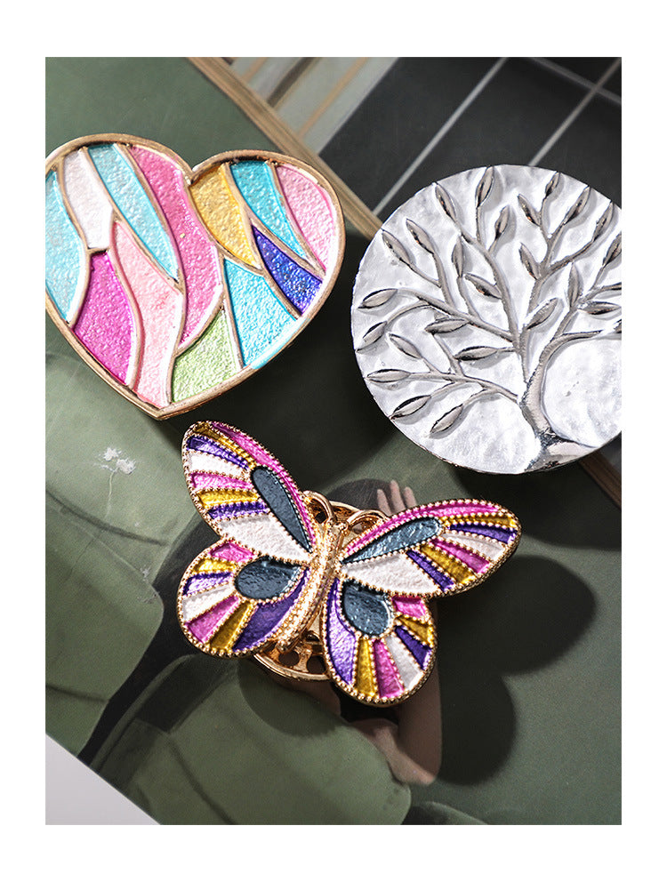 Needle Minder – Animal-Shaped Magnetic Brooch | Embroidery Needle Holder