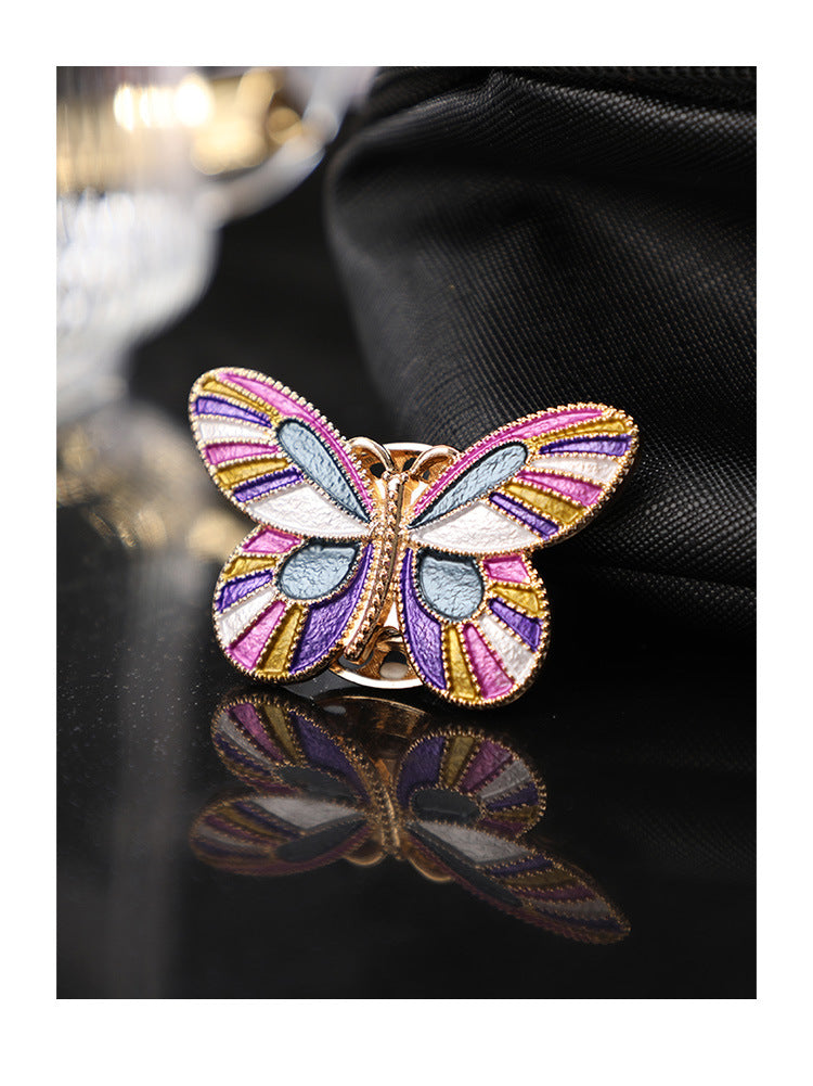 Needle Minder – Animal-Shaped Magnetic Brooch | Embroidery Needle Holder