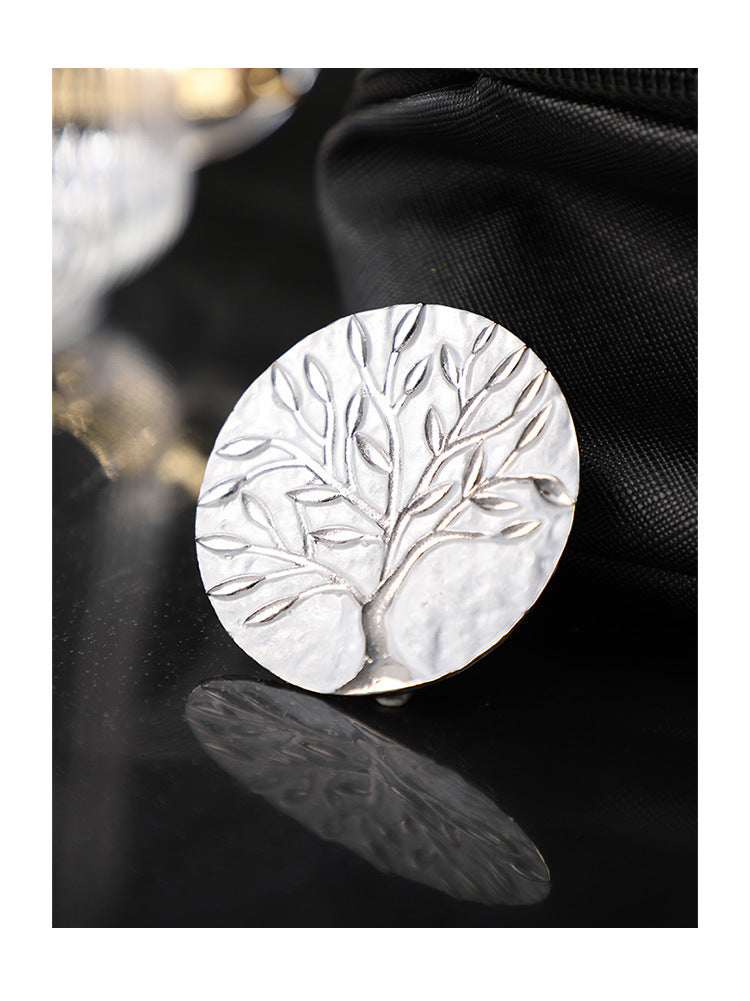 Needle Minder – Animal-Shaped Magnetic Brooch | Embroidery Needle Holder
